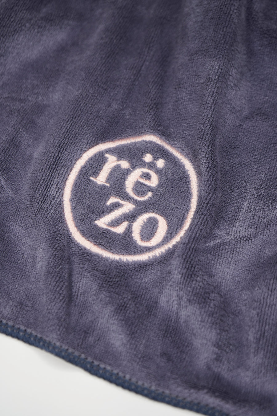 Rezo Professional Quick Dry Lint Free Microfiber Gray Towel